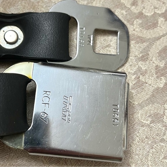 Vintage Seat Belt buckle beer cap belt rare unique conversation piece EUC - Picture 11 of 13